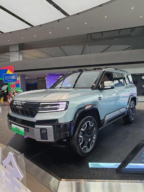 惠州龙门县景冠翔企业管理咨询比亚迪方程豹硬派越野的爆款，英菲尼迪35周年与你共成长